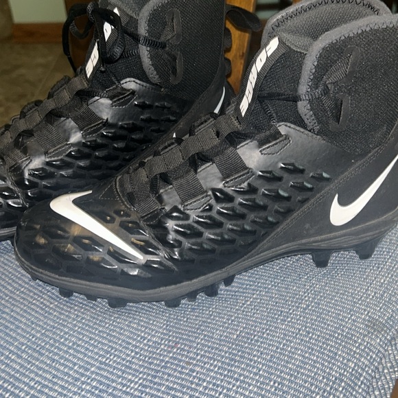 NWOT .. Nike Force Savage Varsity II AQ8155-001 Black Football ? Cheats main image 8